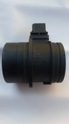 BMW E92 BOSCH 7788743 flow meter